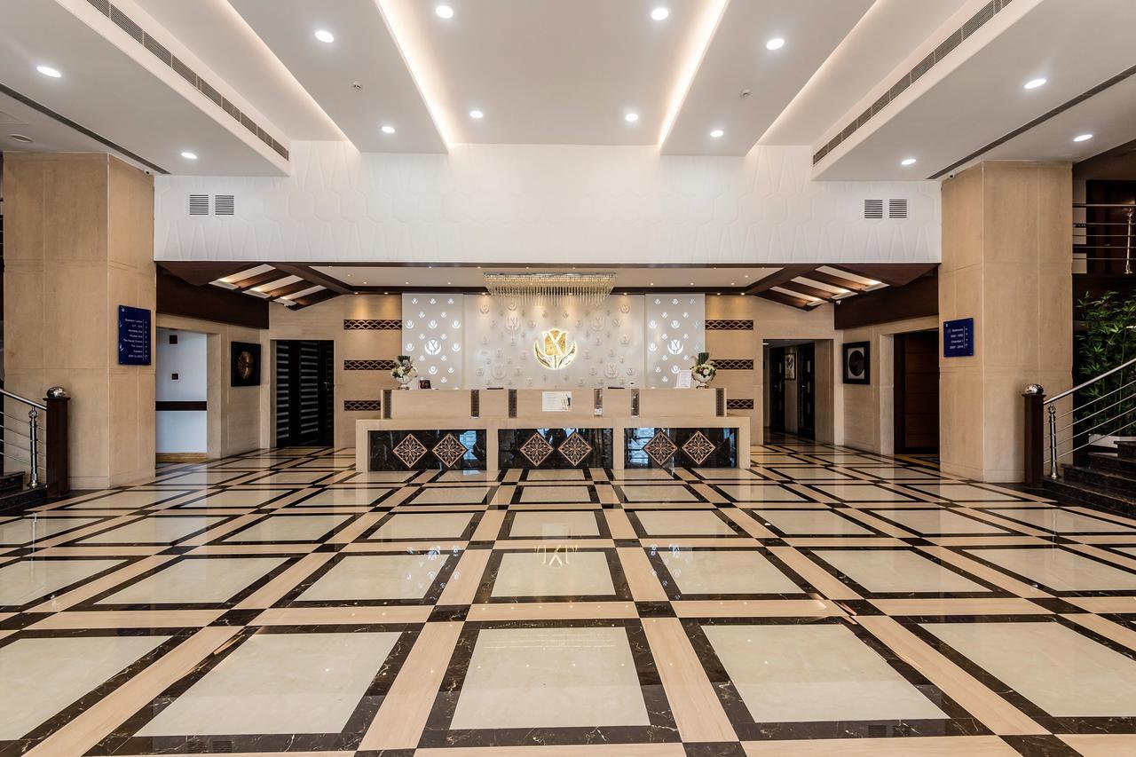 Golden Chariot Vasai Hotel Esterno foto