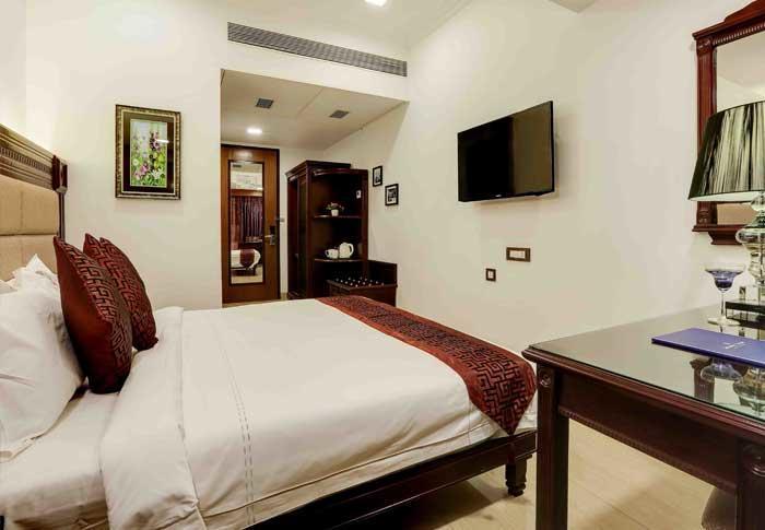 Golden Chariot Vasai Hotel Esterno foto